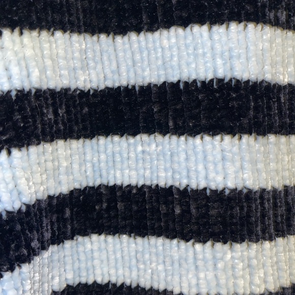 Soft and cozy blue and black striped sweater - Picture 2 of 2